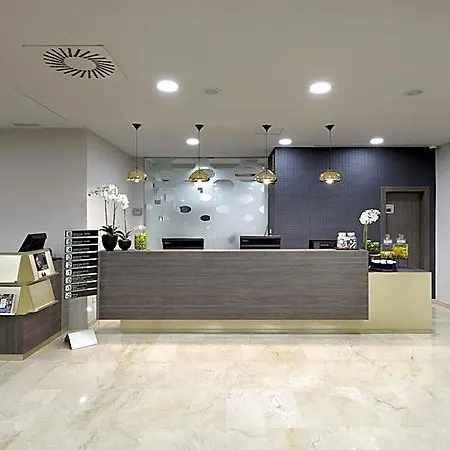 Exe Wtc Szálloda Zaragoza